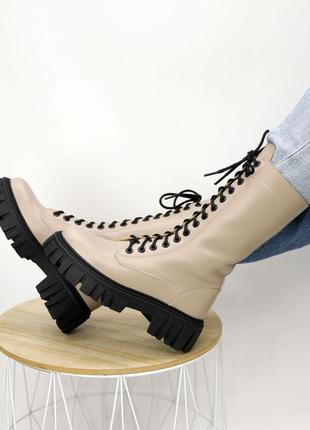 Стильные ботинки высокие на шнуровке женские бежевые кожаные мех зимние (зима 2022-2023)5 фото