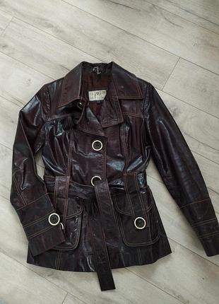 Шкіряна куртка