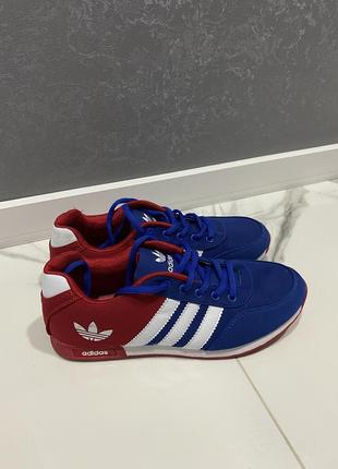 Кросівки adidas