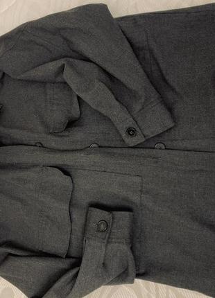 Рубашка zara серого цвета с карманами размер s2 фото