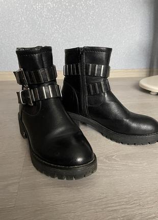 Сапоги ботинки черные осенние