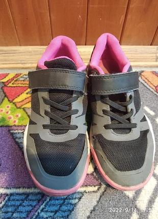 Дитячі кросівки 2