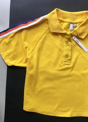 Крутая жёлтая короткая  футболка поло с лампасами2 фото