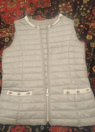 Безрукавка