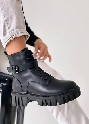 Топові черевики  демі  натур шкіра