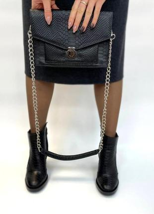 Дизайнерська сумочка - клатч натуральна шкіра пітон1 фото