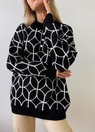 Чорний светр оверсайз із візерунком