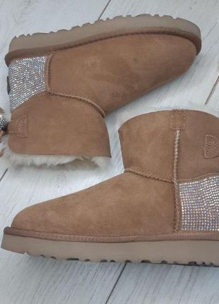 Уггі жіночі коричневі оригінал ugg australia у стразах п'ята. натуральне хутро, замша (1012668-2)4 фото