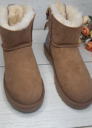 Уггі жіночі коричневі оригінал ugg australia у стразах п'ята. натуральне хутро, замша (1012668-2)