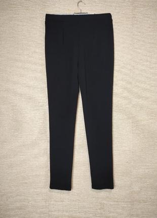 Чорні костюмні брюки штани із складками8 фото