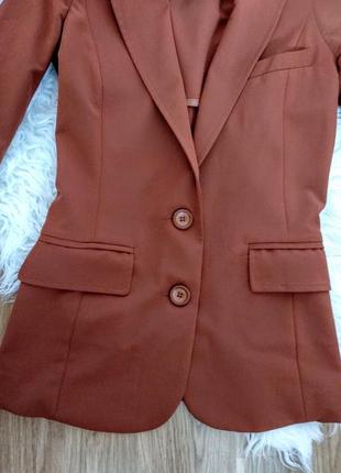 Удлененный коричневый пиджак blanco3 фото