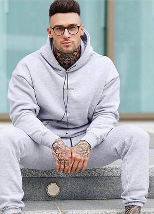 Спортивний теплий костюм