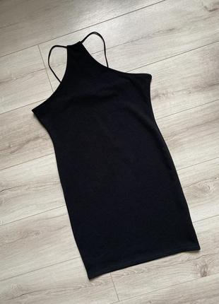 Стильное чёрное облегающее платье на бретелях missguided2 фото