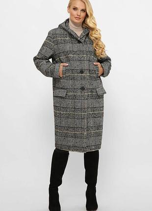 Пальто с капюшоном
