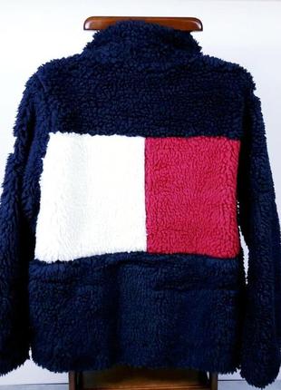 Женская куртка, жакет из искусственного меха tommy hilfiger. оригинал.3 фото