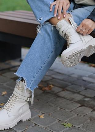 Стильные ботинки,берцы,берцы женские на шнуровке кожаные бежевые осенние,весенние...