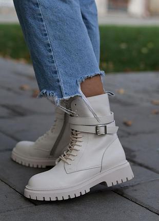 Стильные ботинки,берцы,берцы женские на шнуровке кожаные бежевые осенние,весенние...