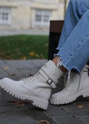 Стильные ботинки,берцы,берцы женские на шнуровке кожаные бежевые осенние,весенние...