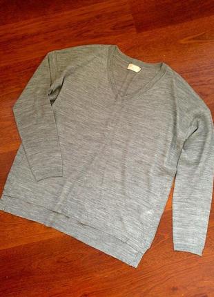 40-42р. вовняний сірий джемпер-кофта cape daisy