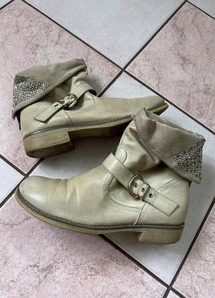 Ботинки кожаные