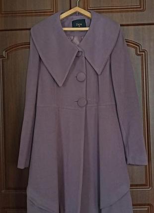 Осеннее пальто в романтическом стиле