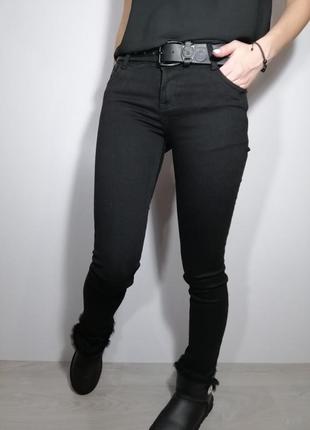 Черные джинсы скинни2 фото