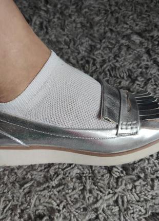 Сріблясті туфлі жіночі лофери6 фото