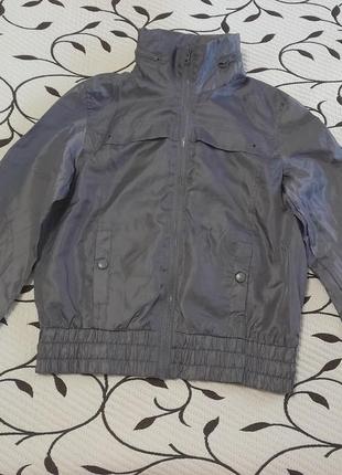 Ветровка женская, размер s, фирмы zara
