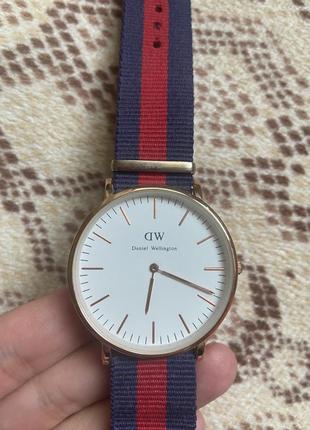 Годинник  daniel wellington1 фото