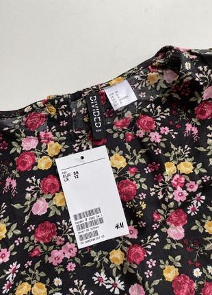 H&m чорна натуральна блуза у квіти з гудзиками на спинці,5 фото