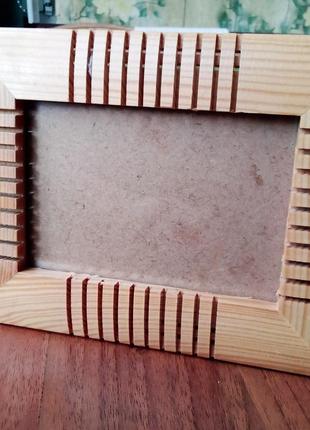 Нова дерев"янна настільна  фоторамка
