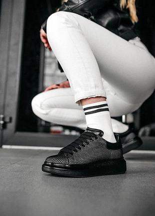 Жіночі кросівки alexander mcqueen low larry black

женские кроссовки александр маквин