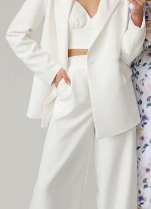 Роскошный женский брючный костюм молочного цвета, широкие трендовые штаны палаццо и пиджак оверсайз one by one