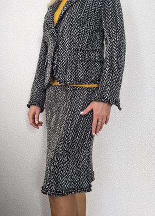 Твидовый костюм gerard darel, шерстяной костюм люксового бренда, красивый костюм с юбкой из твида, твідовий костюм з юбкою8 фото