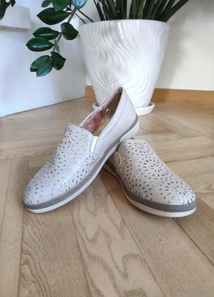 Жіночі туфлі мокасини лофери laura berg розмір 39 нові6 фото