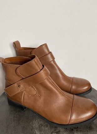 Шкіряні осінні черевики clarks2 фото