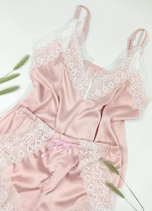 Жіноча шовкова піжама