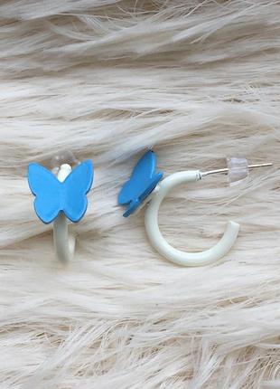 Сережки сережки сережки з метеликами півкільця кільця круглі білі блакитні