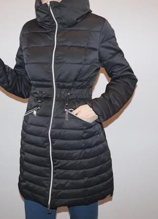 Пальто куртка чорна guess