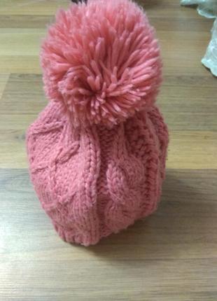 Вязаная демисезонная шапка для девочки на ог 52см.
