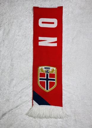 Класний спортивний / футбольний акриловий червоний шарф з написами nogge sterkere sammen