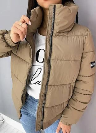 Стильная женская куртка8 фото