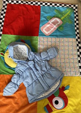 Красивая нежная куртка