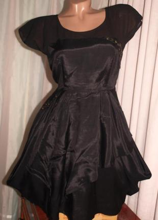 Шикарное платье (s) интерстного кроя, с шифон вставкой под пояс, отлично смотрится.2 фото