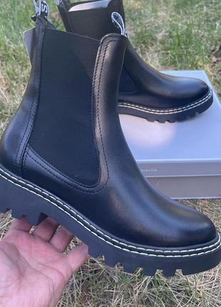 Оригінальні жіночі черевики tamaris