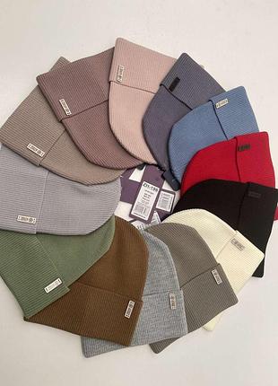 Жіночі демісезонні жіночі та дитячі шапки в рубчик біні гумка з відворотом демі3 фото