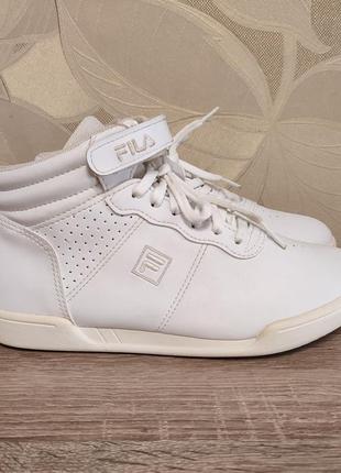 Жіночі кросівки fila size 36