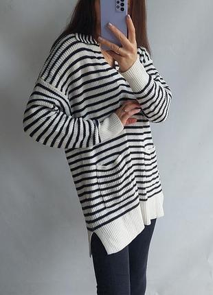 Свитер удлинённый  с воротником