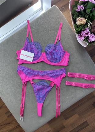 Комплект нижнего белья кружево фиолетовый с поясом розовый сексуальный