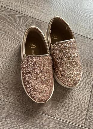 Сліпони туфлі river island